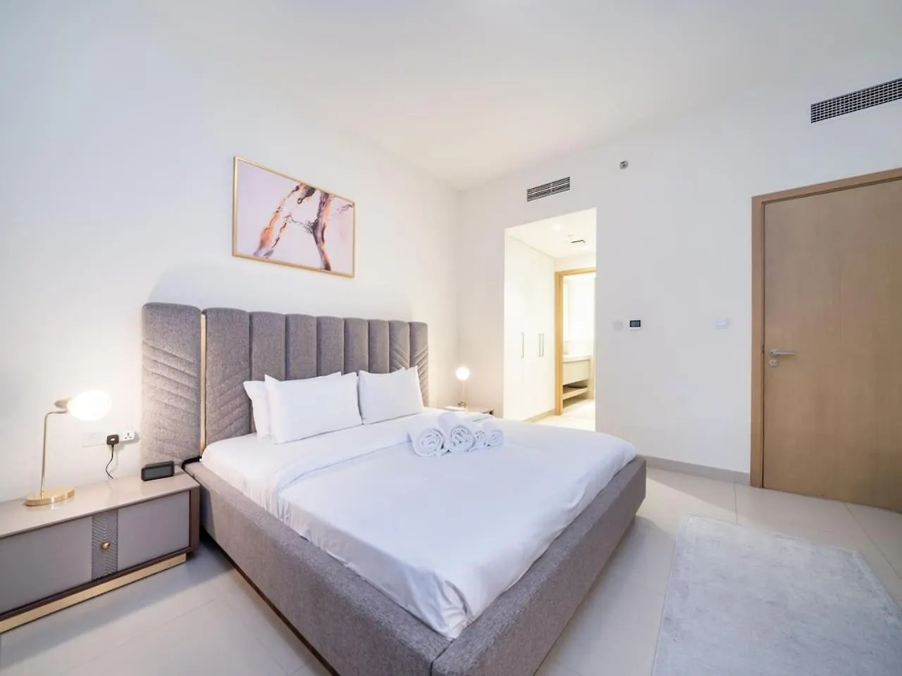 Apartment Tranquil 1 Bedroom Dubai Hills Escape